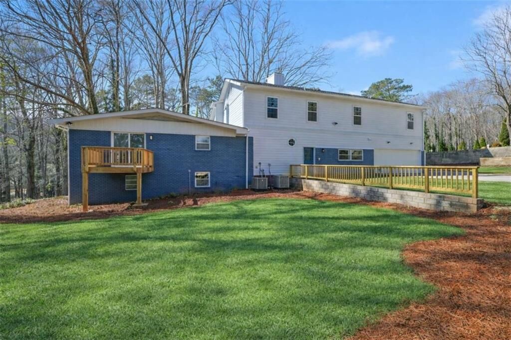Property Photo:  4015 Cascade Road  GA 30331 