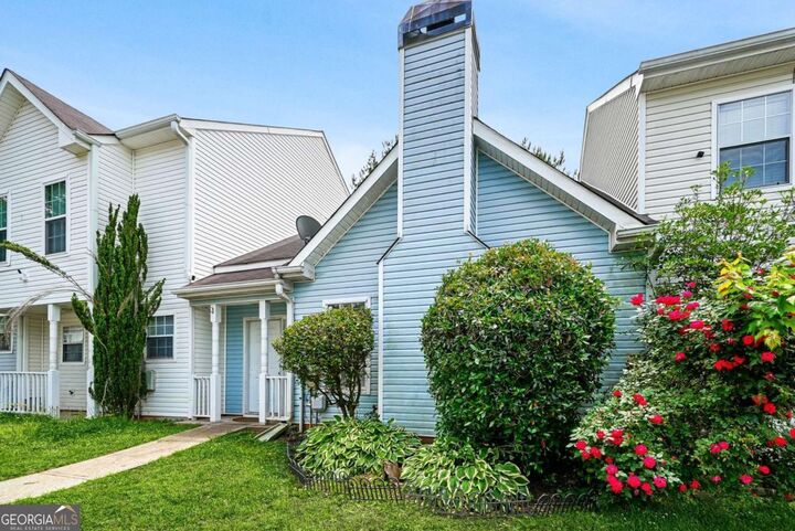 Property Photo: 5958 Sherwood Trace GA 30038
