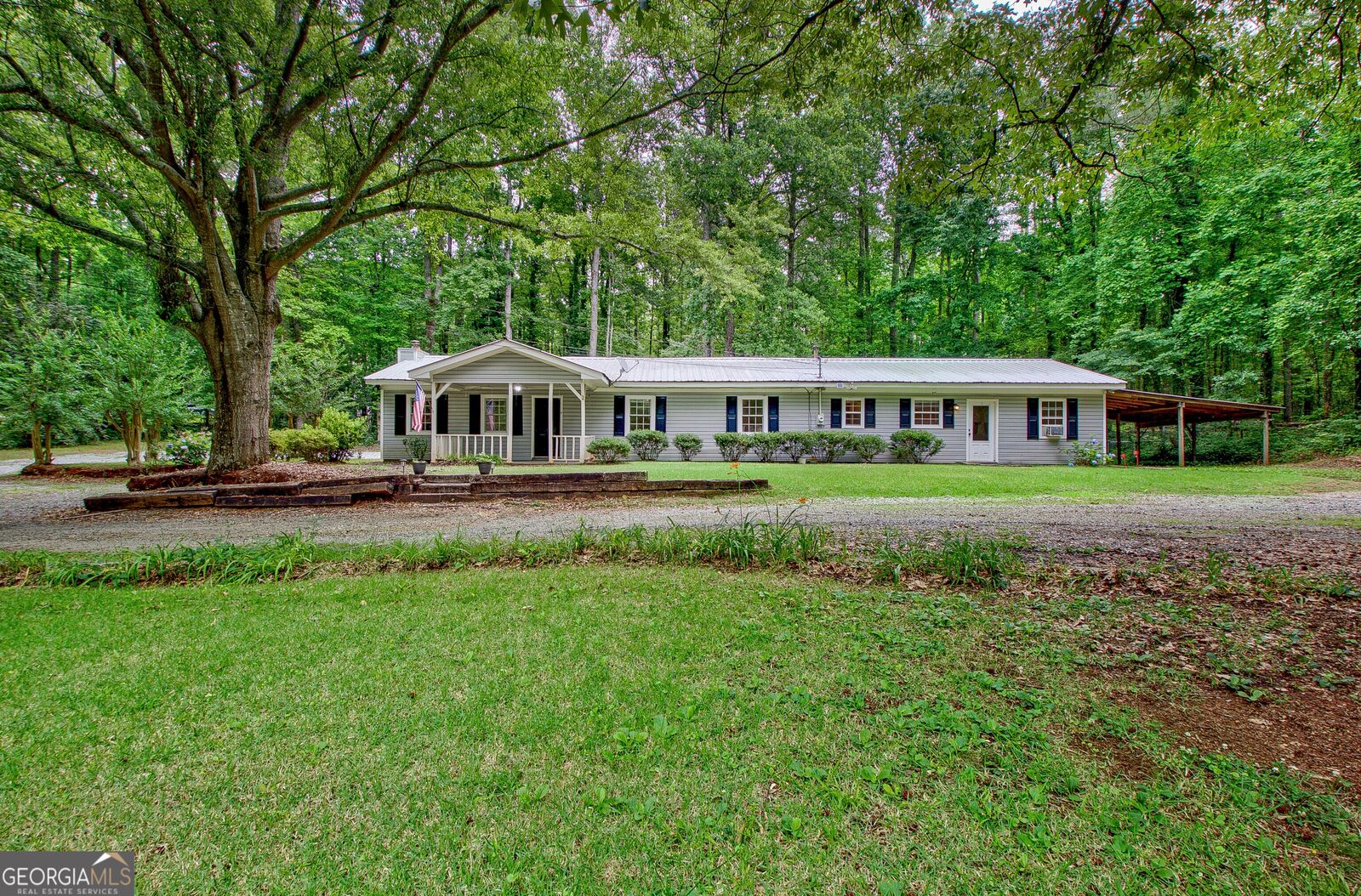 Property Photo:  18 Glen Cannon Tr  GA 30263 