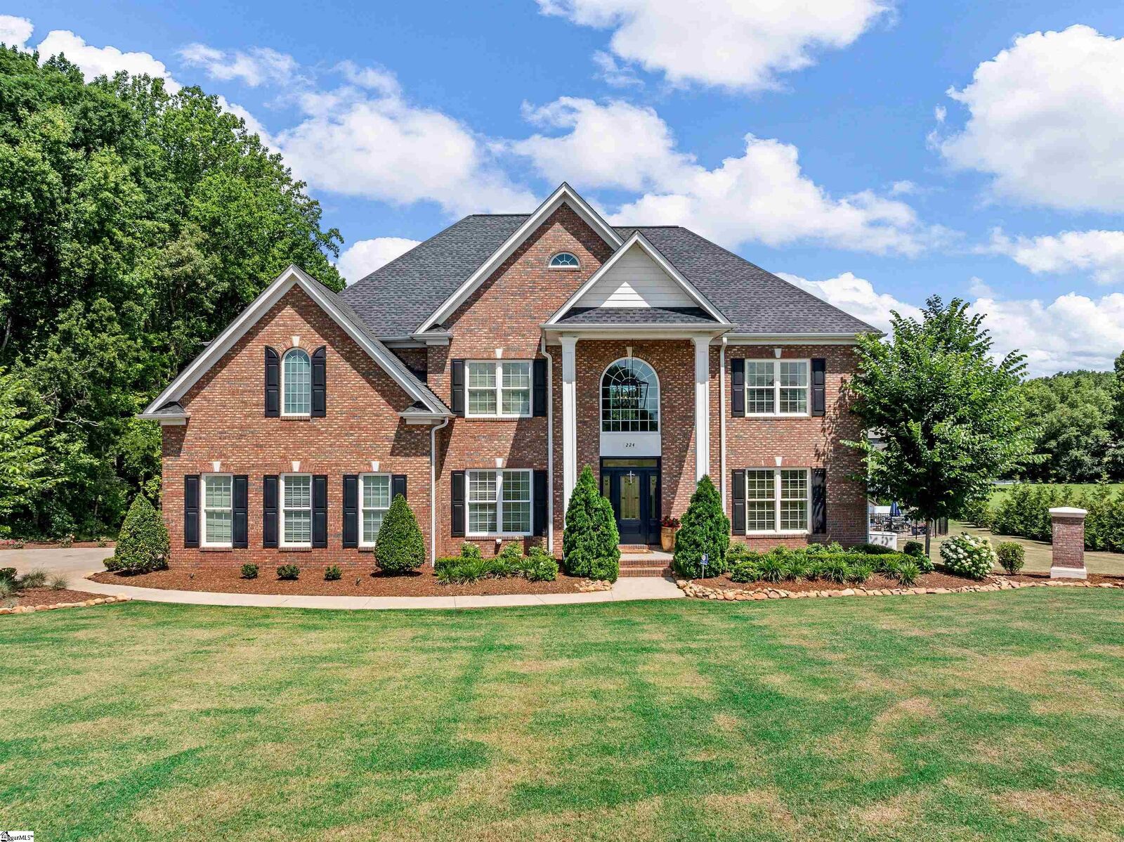 Property Photo:  224 Thorncrest Drive  SC 29374 