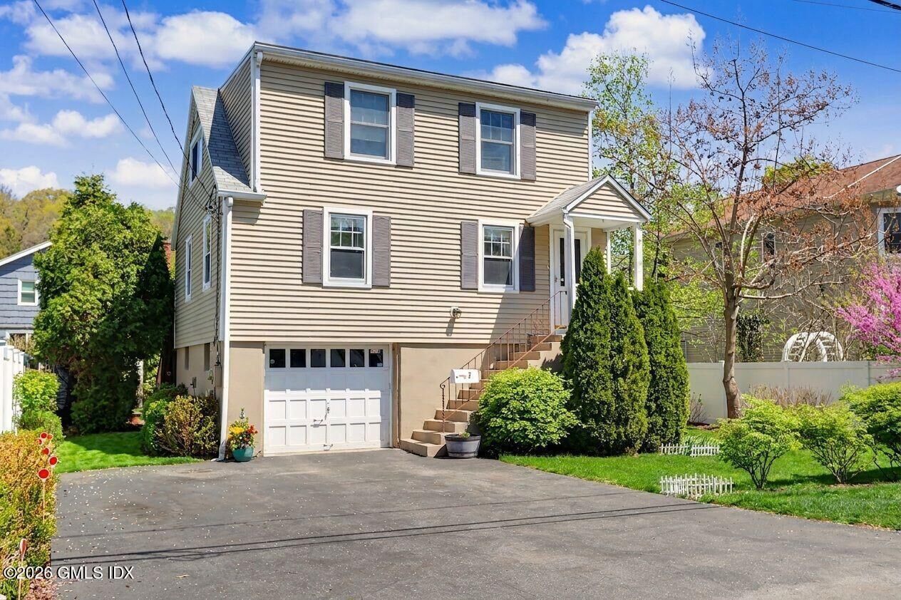 Property Photo:  7 Fletcher Avenue  CT 06831 