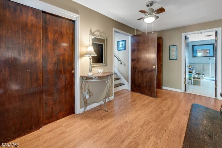 Property Photo:  185 Ratzer Rd  NJ 07470 