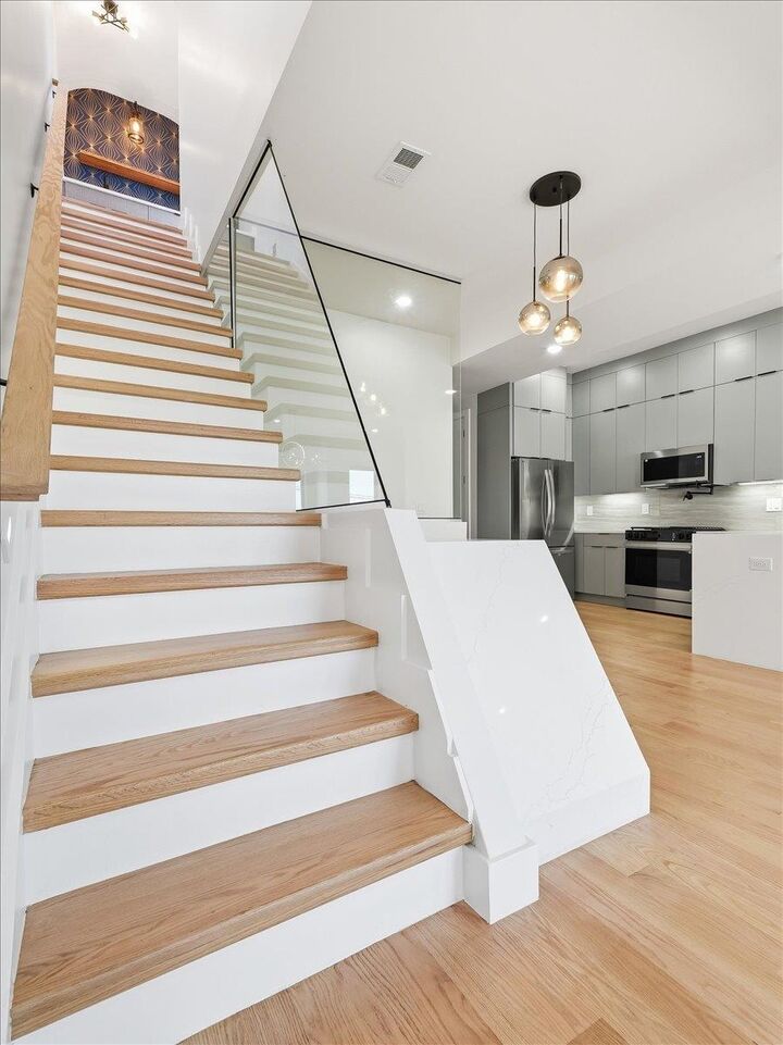 Property Photo: 81 Lexington Ave 2 NJ 07304