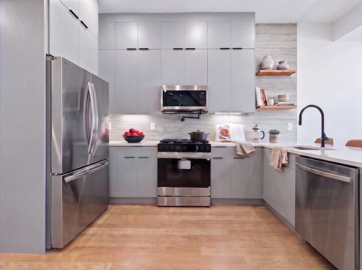 Property Photo: 81 Lexington Ave 2 NJ 07304