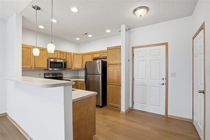Property Photo: 1329 SE University Avenue 302 IA 50263