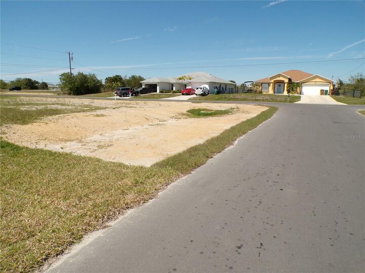 Property Photo:  1910 NE 8th Place  FL 33909 