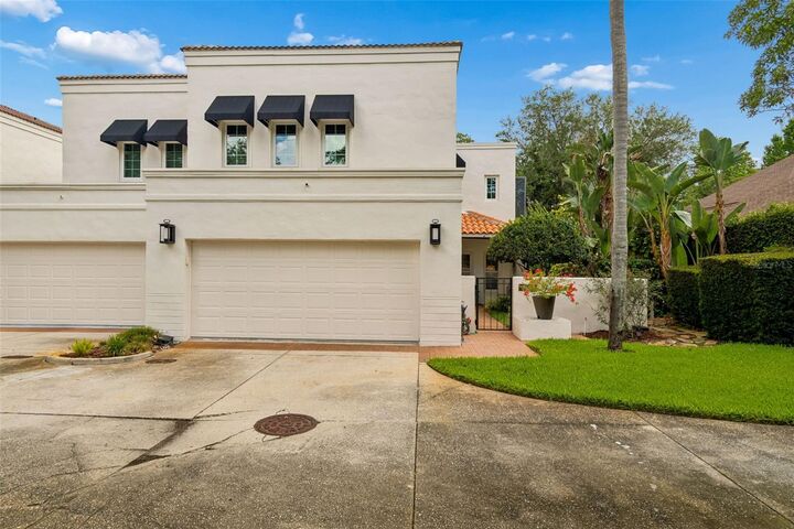 Property Photo: 3133 Lake Ellen Drive 3133 FL 33618
