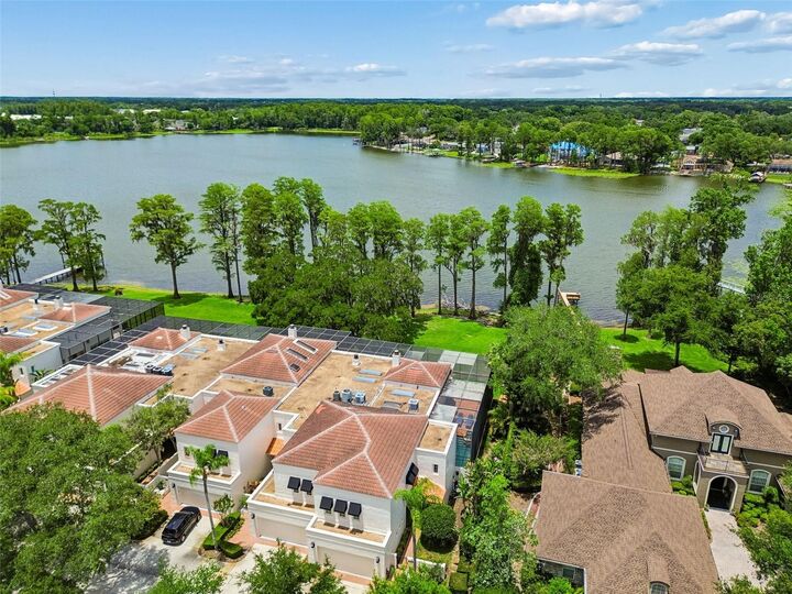 Property Photo: 3133 Lake Ellen Drive FL 33618