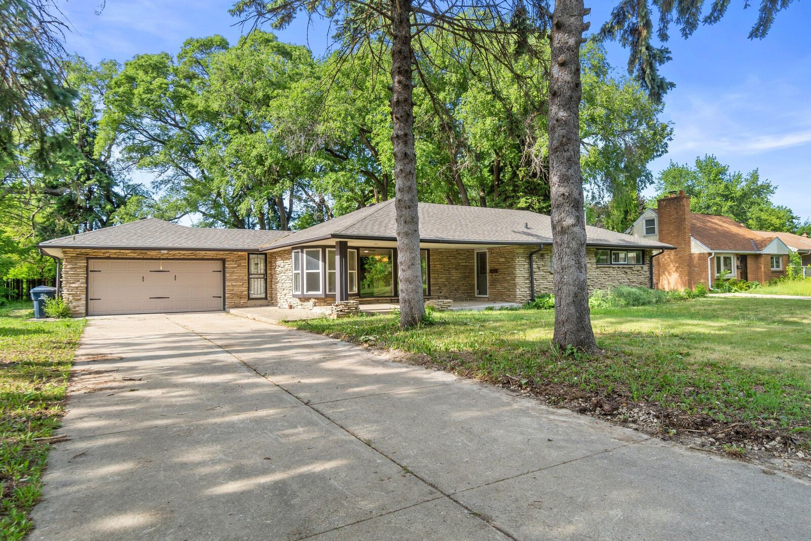 Property Photo:  8570 W Lancaster Ave  WI 53225 