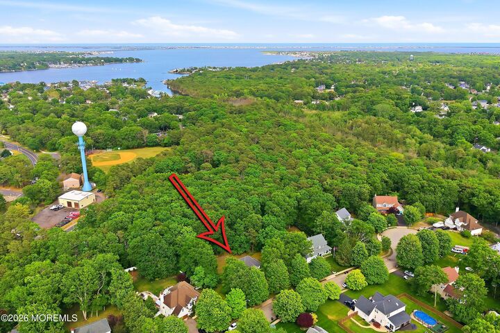 Property Photo:  8 Country Woods Lane  NJ 08741 