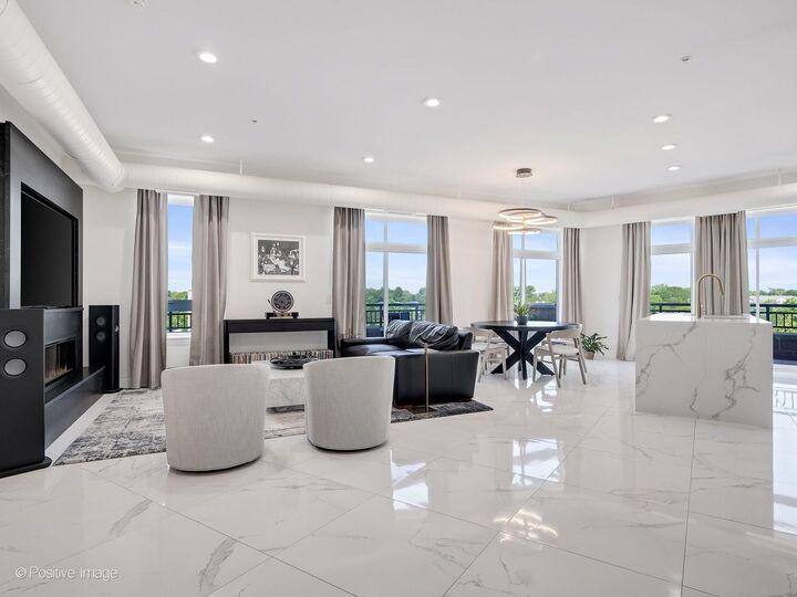 Property Photo: 450 Village Center Drive 407 IL 60527