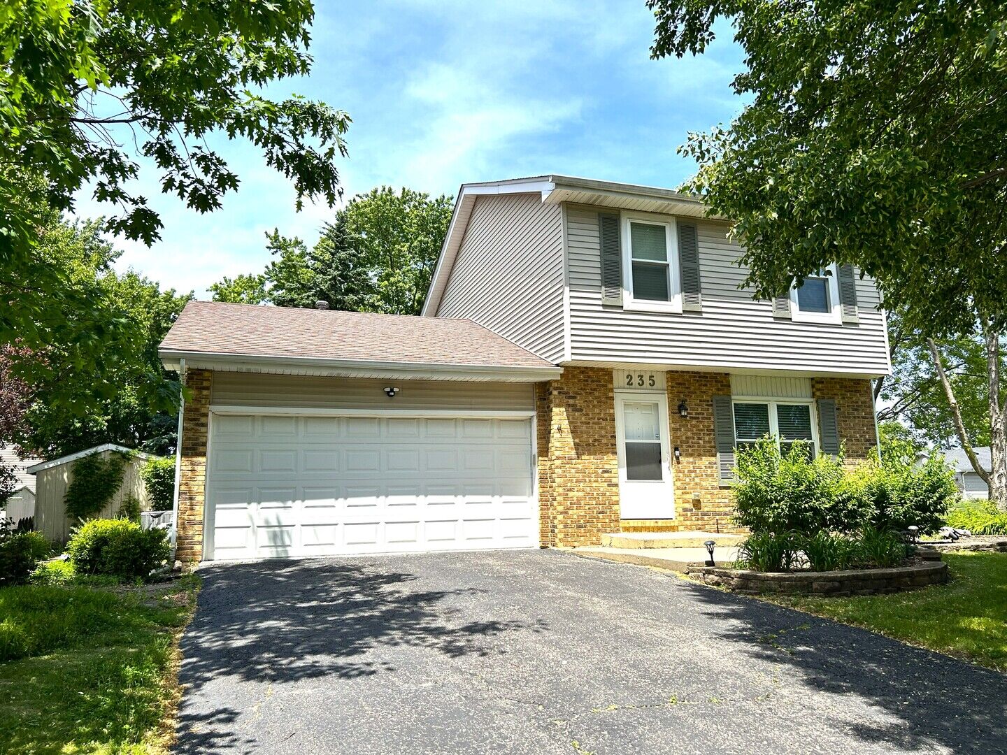 Property Photo:  235 Westbrook Circle  IL 60565 