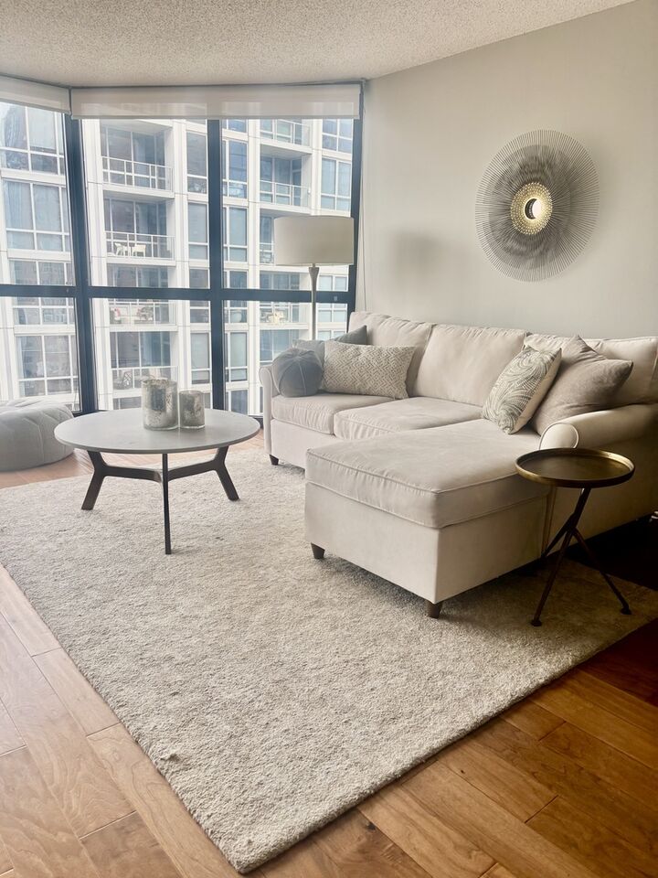 Property Photo:  