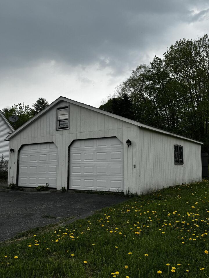 Property Photo:  45 Pine Street  ME 04416 