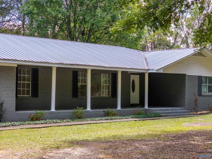 Property Photo:  945 Thrasher Road  AL 35952 