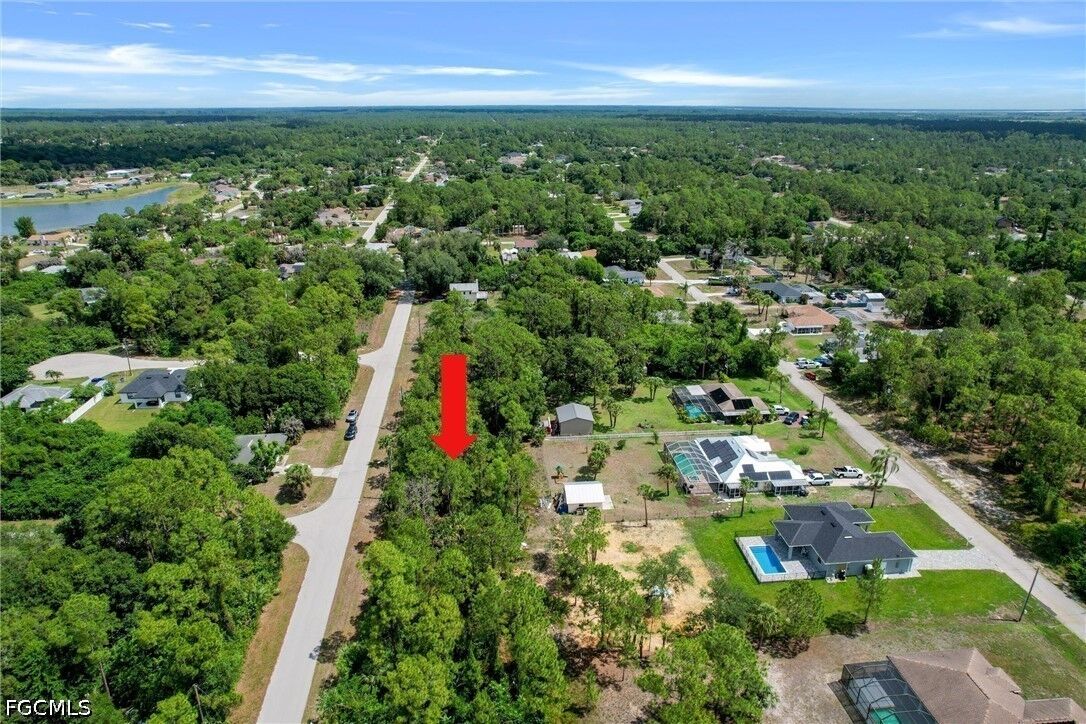 Property Photo:  414 Hamilton Avenue  FL 33972 