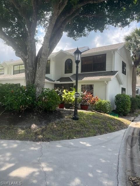 Property Photo:  840 Meadowland Dr J  FL 34108 