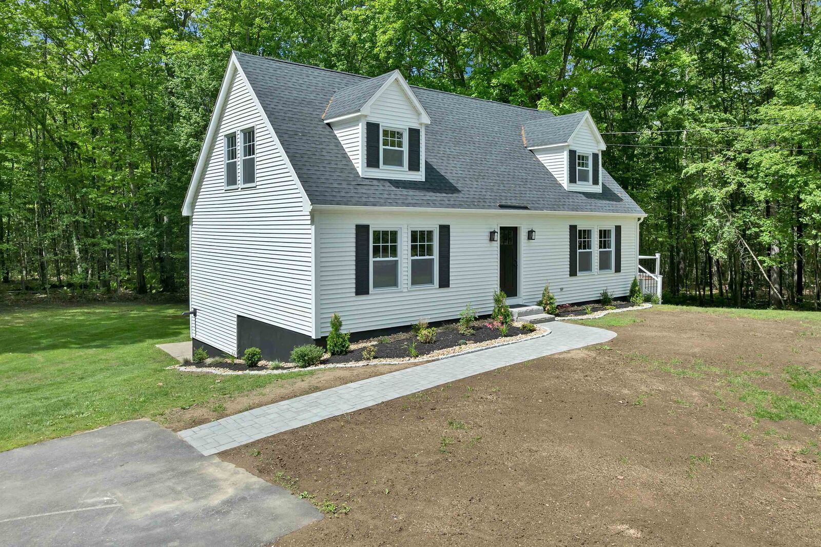 Property Photo: 260 Center Hill Road NH 03234