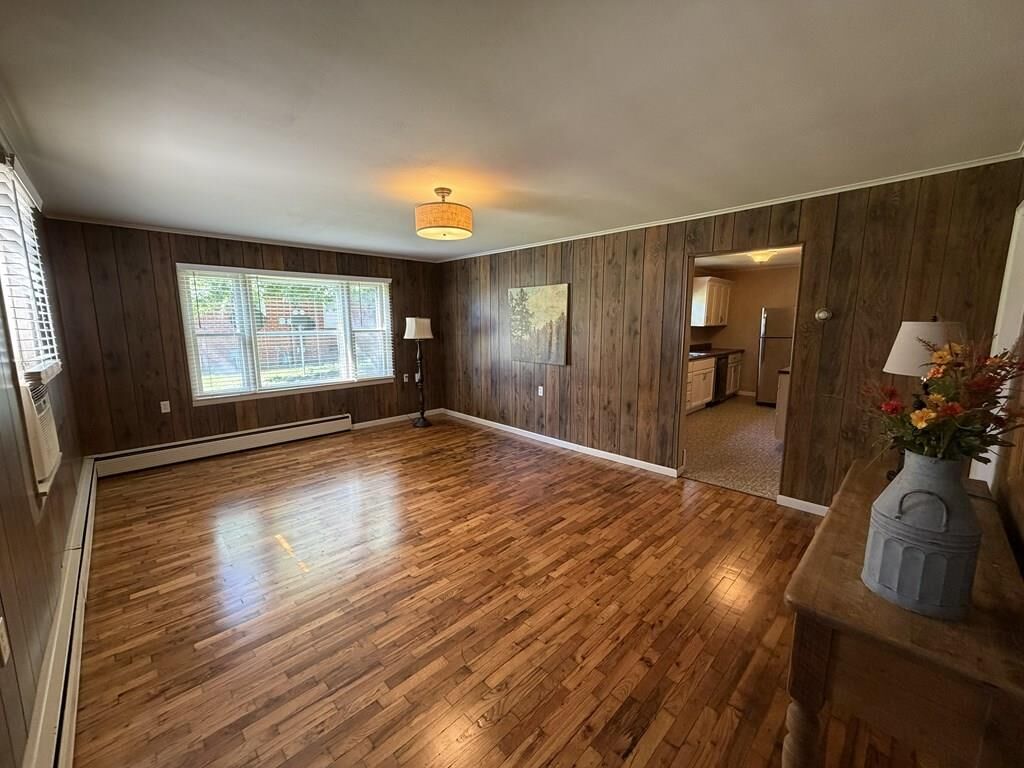 Property Photo: 1302 S Ann Street MO 63501