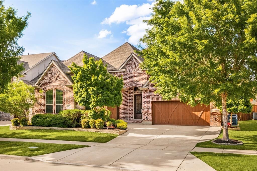 Property Photo: 4440 Sapphire Drive TX 75034