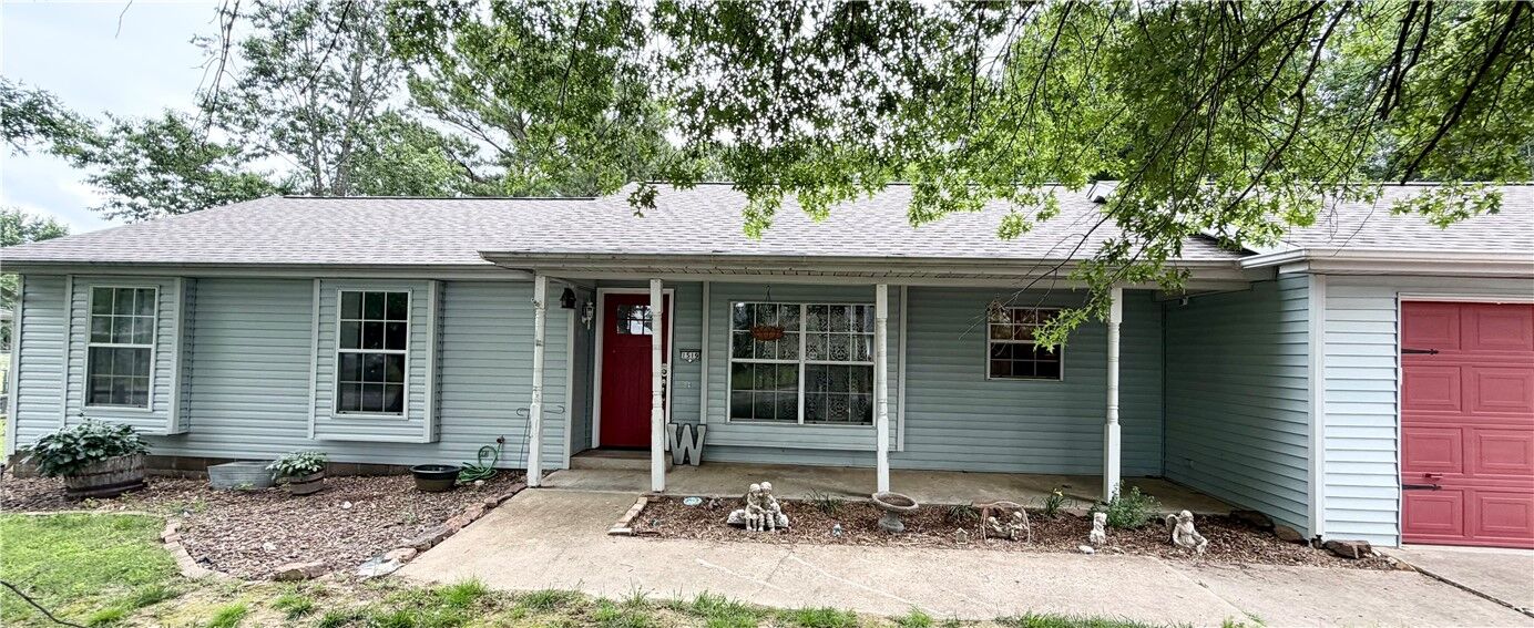 Property Photo:  1519 Lancelot Street  AR 72745 