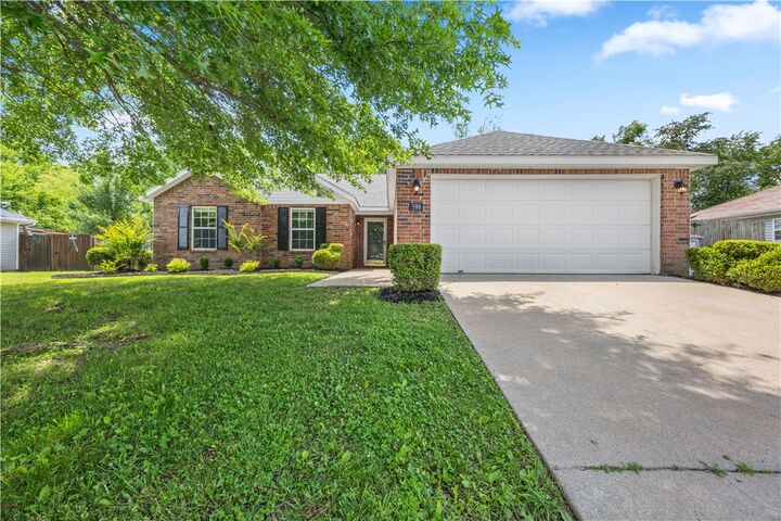 Property Photo: 599 Richland Creek Avenue AR 72727