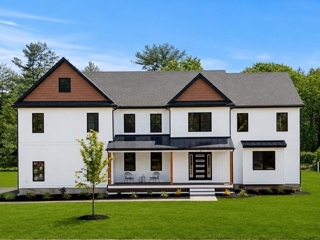 Property Photo:  4 Fitzpatrick Ln  MA 01862 