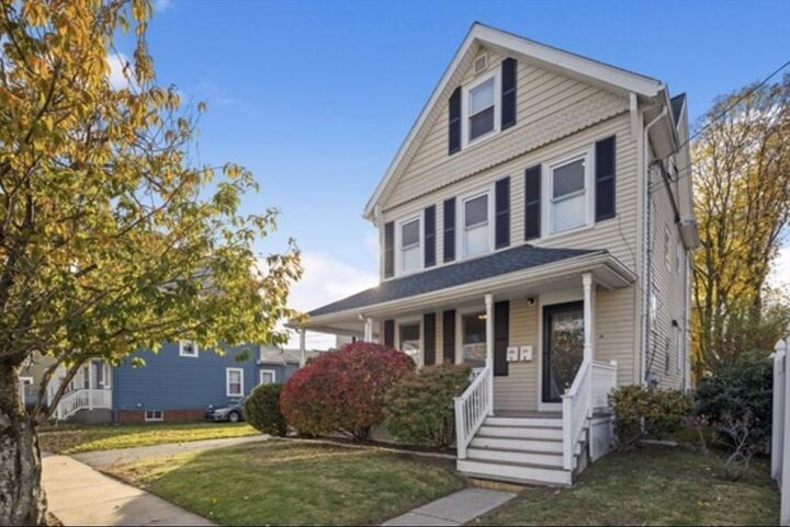 Property Photo:  14 Everett St 2  MA 02155 