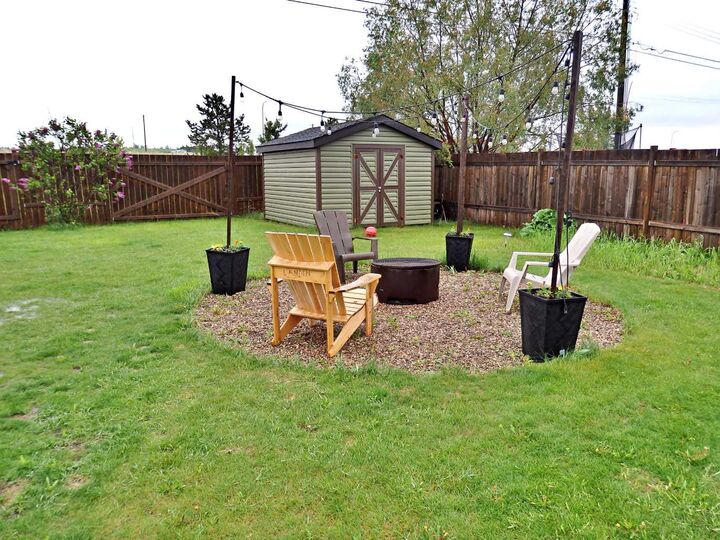 Property Photo: 5007 44 Avenue AB T9X 0A9