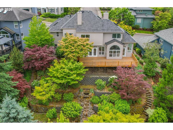 Property Photo: 9595 NW Maring Dr OR 97229