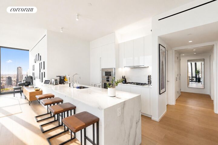 Property Photo:  695 1st Avenue 39K  NY 10016 