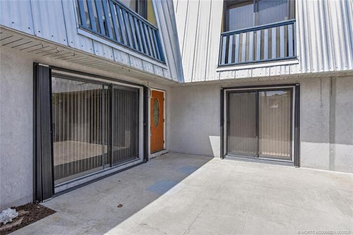 Property Photo:  3802 SE Jefferson Street  FL 34997 