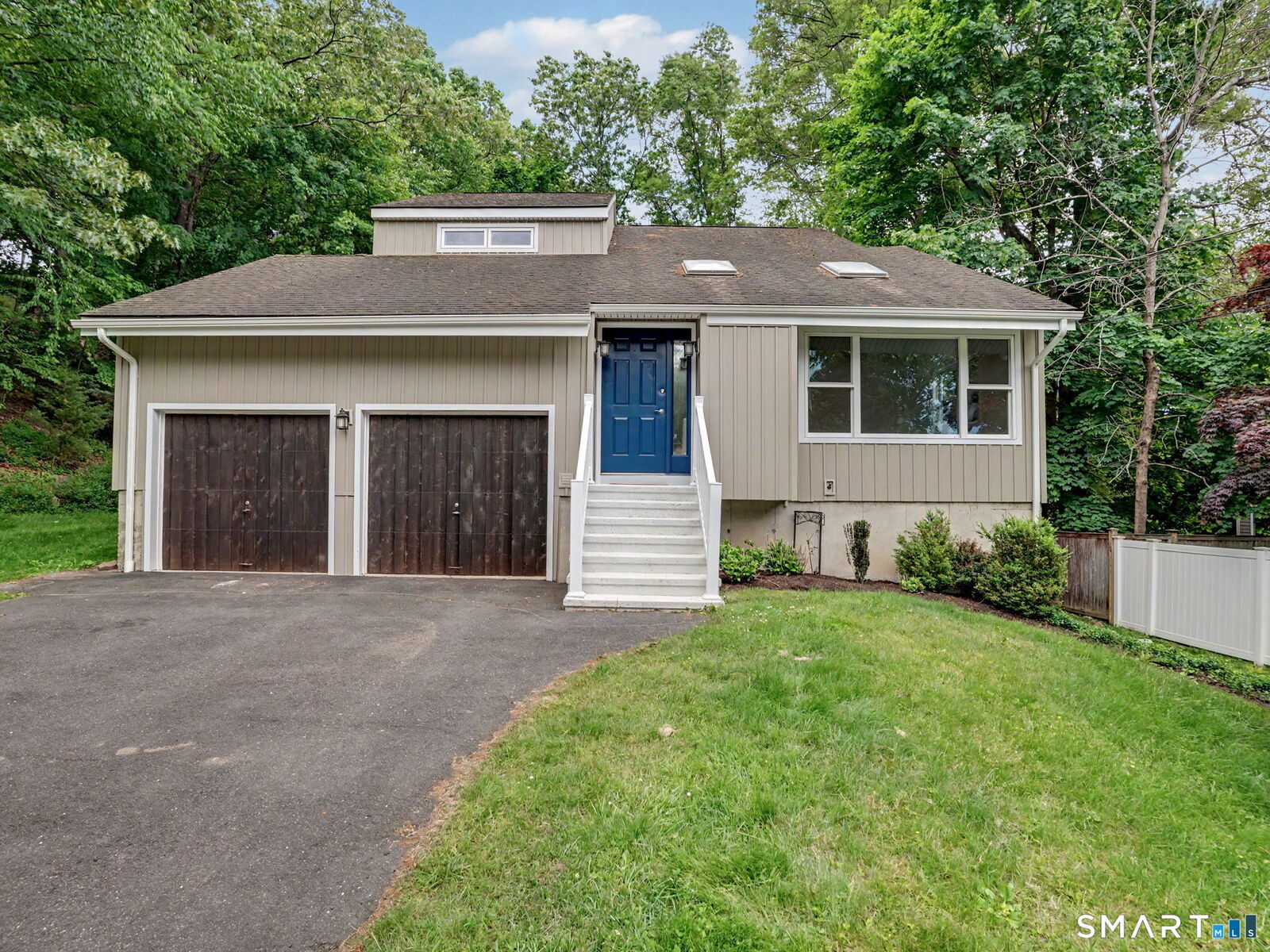 Property Photo:  35 Crystal Lane  CT 06824 