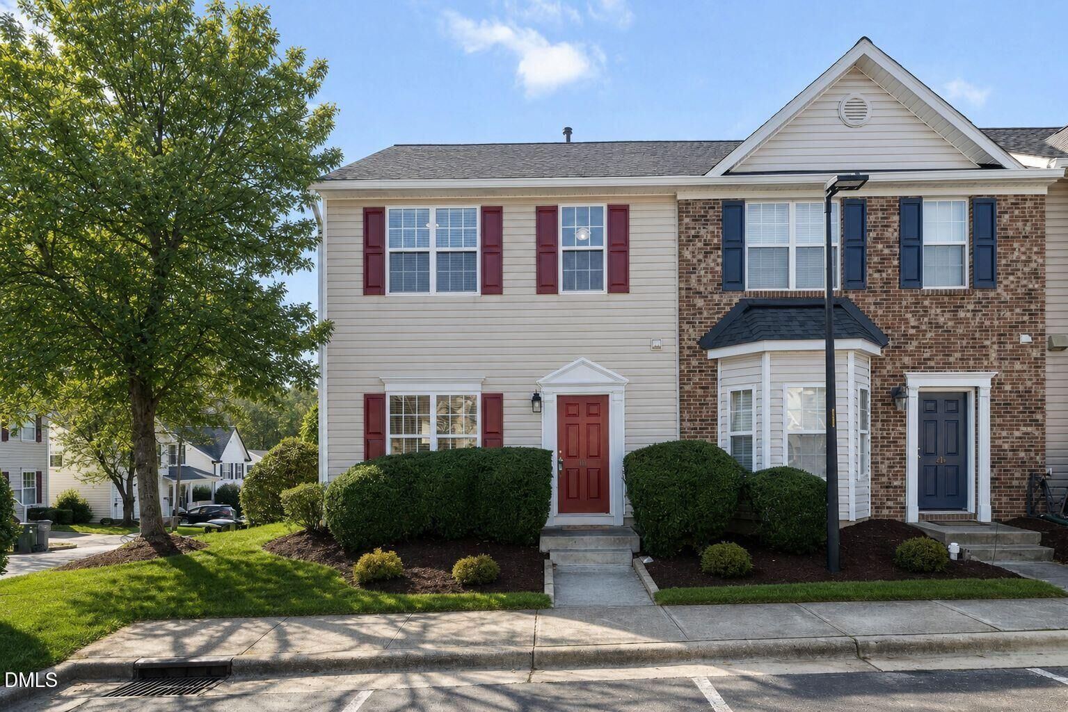 Property Photo:  101 Graystar Road  NC 27502 