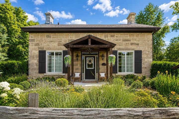 10761 Guelph Line — photo 1