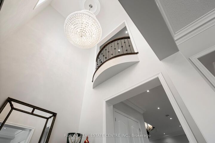 Property Photo: 128 Copeland Crescent ON L0L 1L0