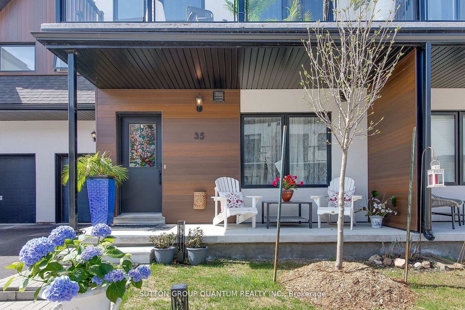 Property Photo: 35 Ruby Crescent ON L3V 8M3