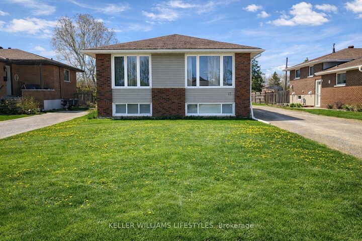 17 Nightingale Drive — photo 1