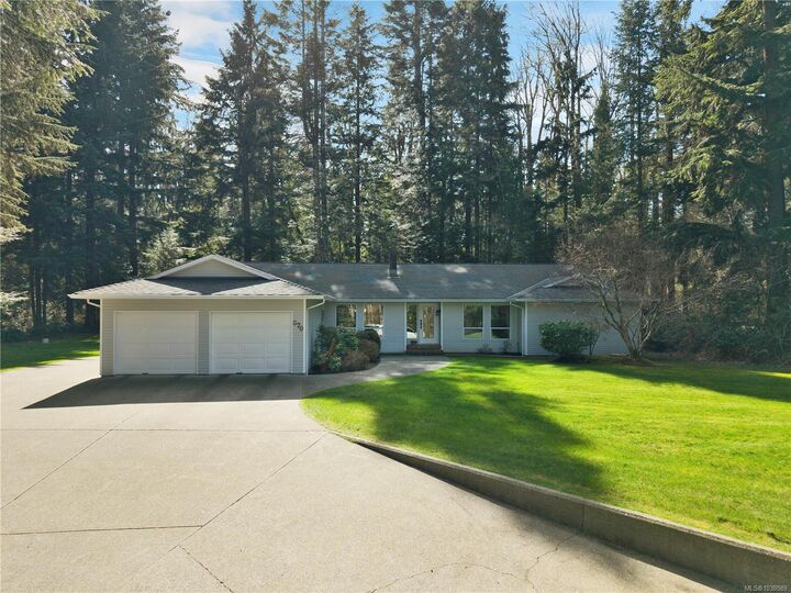 Property Photo: 670 Homewood Rd BC V9W 3N5