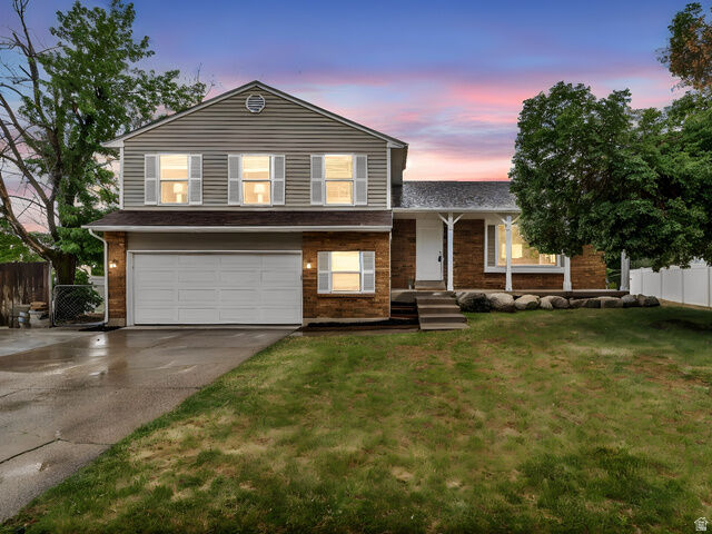 Property Photo: 11976 S Woodridge Rd E UT 84094