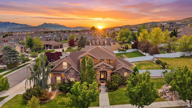 Property Photo:  14561 S Sun Bloom Ln  UT 84096 