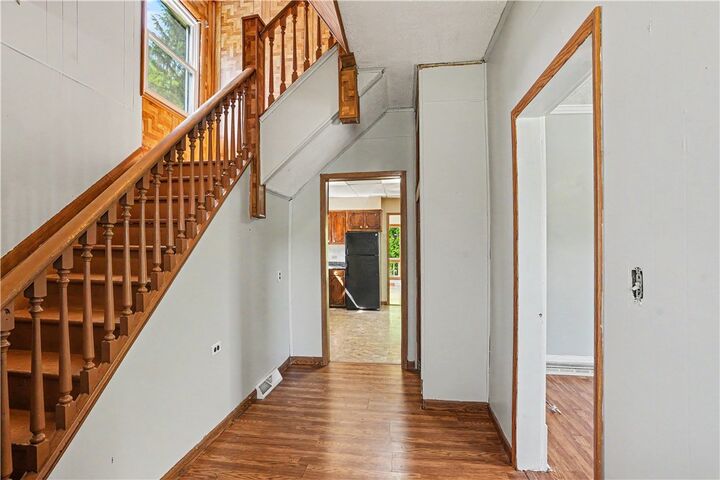 Property Photo: 511 Portersville Rd PA 16117