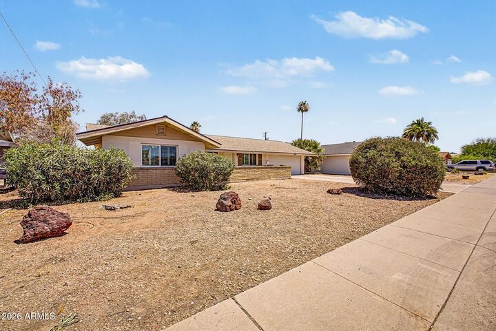 Property Photo:  1000 E Loyola Drive  AZ 85282 