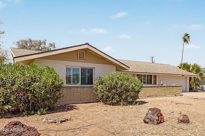 Property Photo:  1000 E Loyola Drive  AZ 85282 