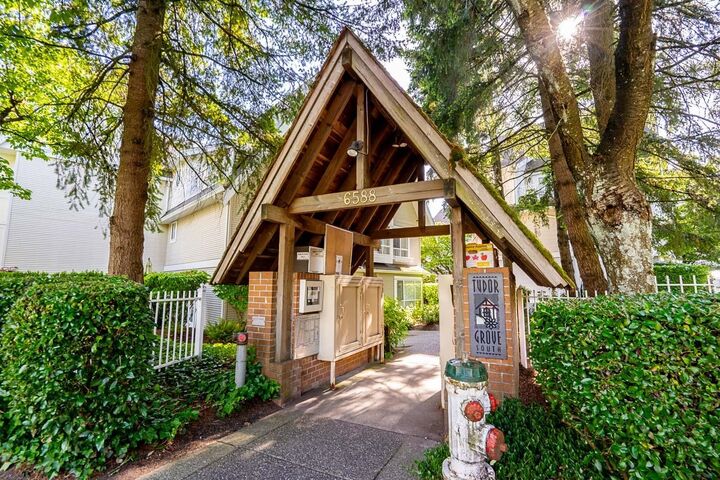 Property Photo: 6588 Southoaks Crescent 109 BC V5E 4K1