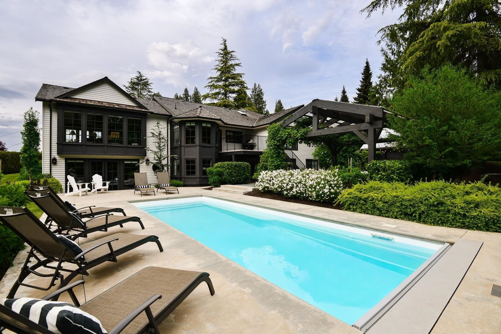 Property Photo: 32500 Verdon Way BC V2T 7Y3