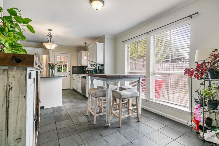 Property Photo: 10791 Ray Dr LA 70706