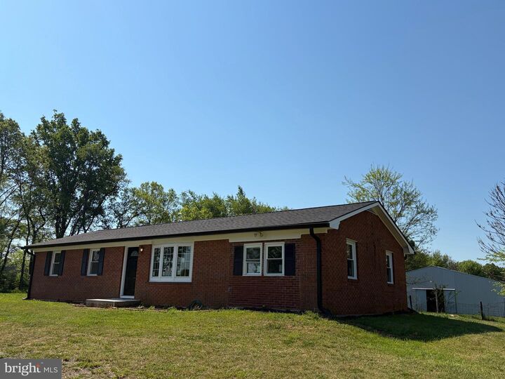Property Photo:  1381 Leetown Road  WV 25446 