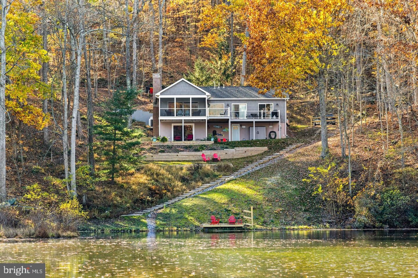 Property Photo: 435 Lakeside Drive WV 25425