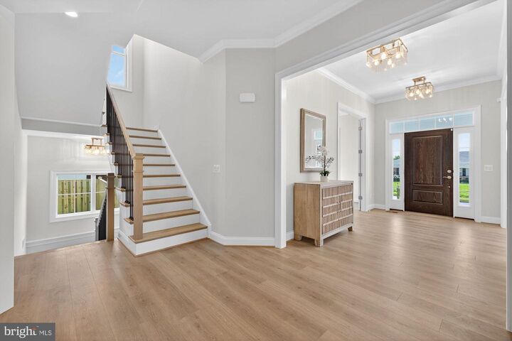 Property Photo:  608 Roberts Drive NW  VA 22180 